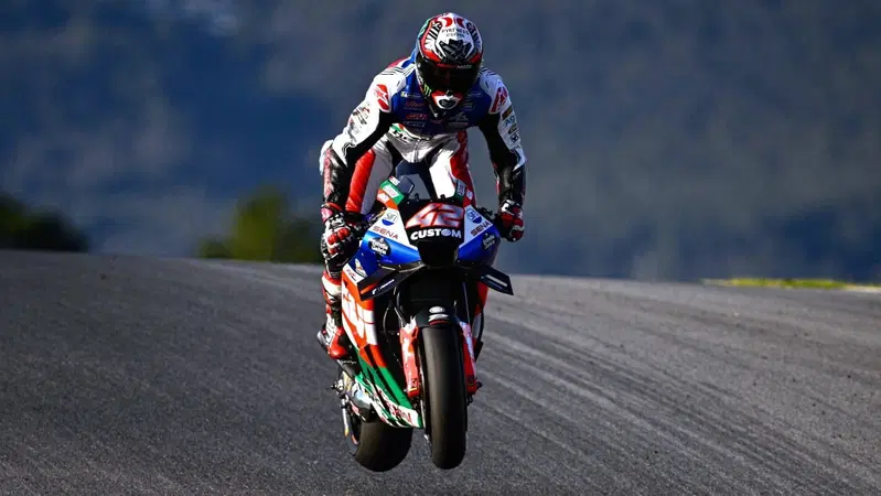MotoGP 2023. Marc Marquez o Joan Mir? Alla fine il pi&ugrave; soddisfatto della Honda &egrave; Alex Rins: &ldquo;Il mio passo gara &egrave; migliore di Marc e Joan&rdquo;