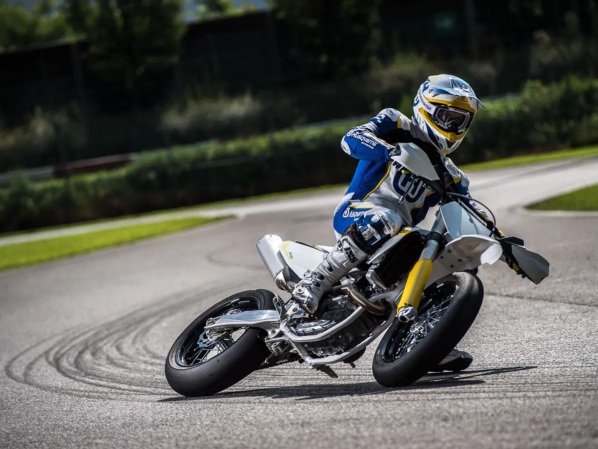Husqvarna FS 450 FS 450 (2015) (2)