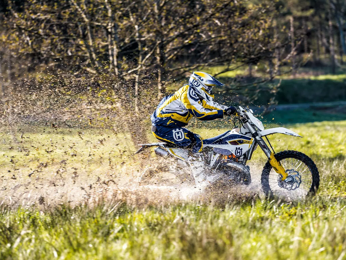 Husqvarna TE 125 TE 125 (2015) (6)