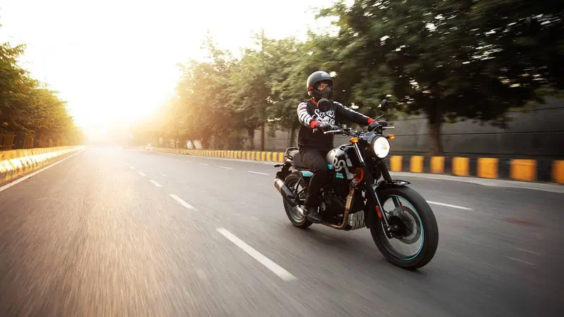 Royal Enfield Scram 411 (2022 - 24) (6)