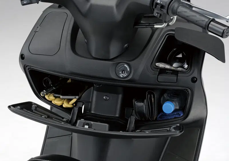 Suzuki Burgman UH 125 Burgman UH 125 ABS (2014 - 17) (12)