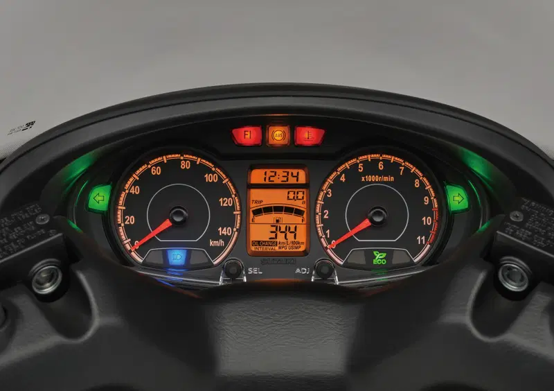 Suzuki Burgman UH 125 Burgman UH 125 ABS (2014 - 17) (14)