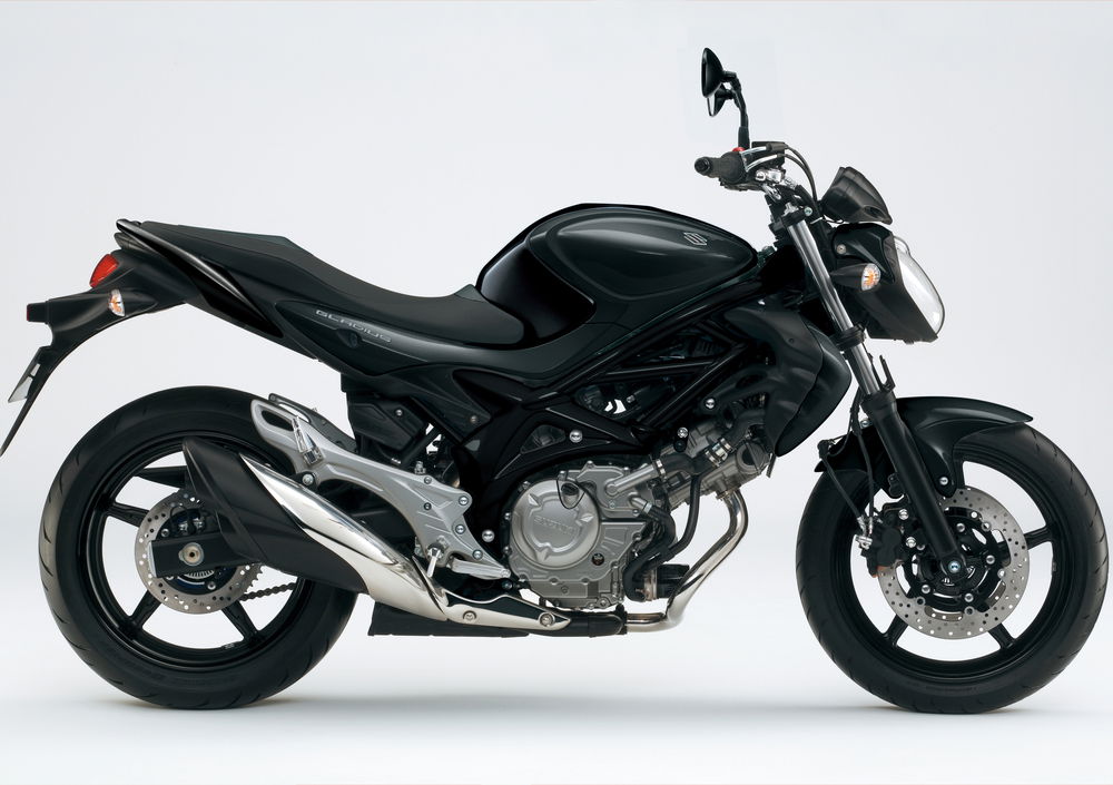 Suzuki Gladius 650 SFV (2009 - 15) (2)