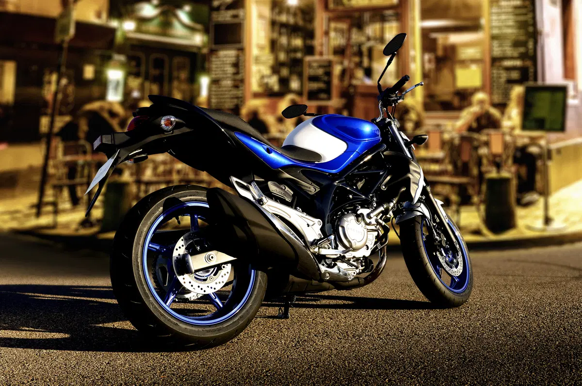 Suzuki Gladius 650 Gladius 650 SFV (2009 - 15) (4)