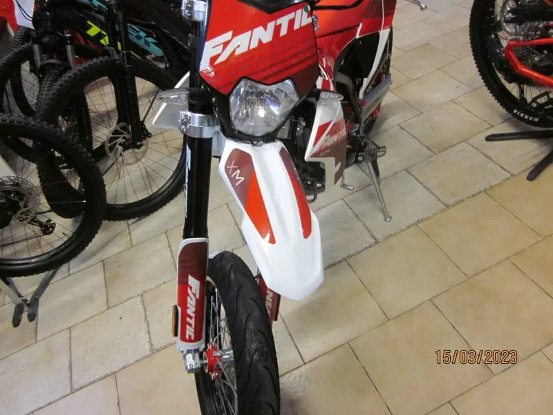 Fantic Motor Motard 50 Performance 2t (2020) (4)