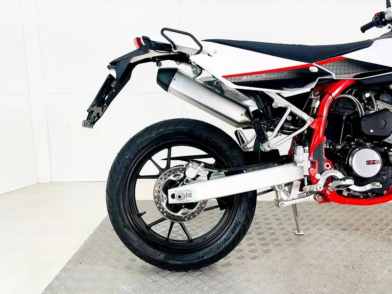 Swm SM 125 R (2022 - 24) (6)
