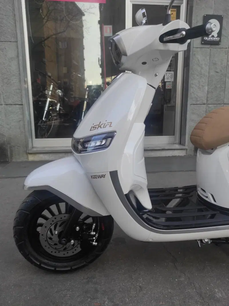 Keeway Motor Iskia 125 (2023 - 26) (11)