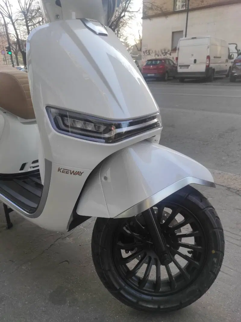 Keeway Motor Iskia 125 (2023 - 26) (8)