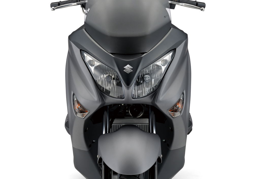 Suzuki Burgman UH 200 (2014 - 15) (2)