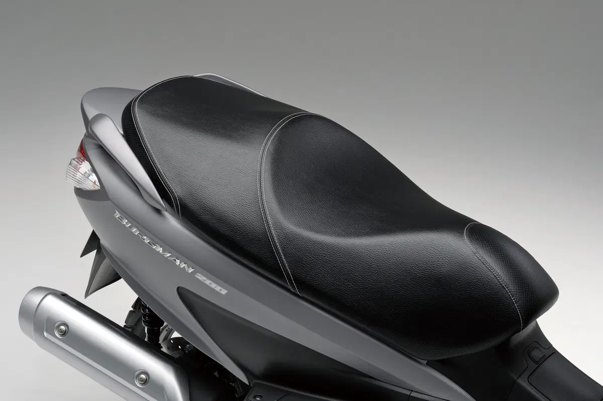 Suzuki Burgman UH 200 Burgman UH 200 (2014 - 15) (21)