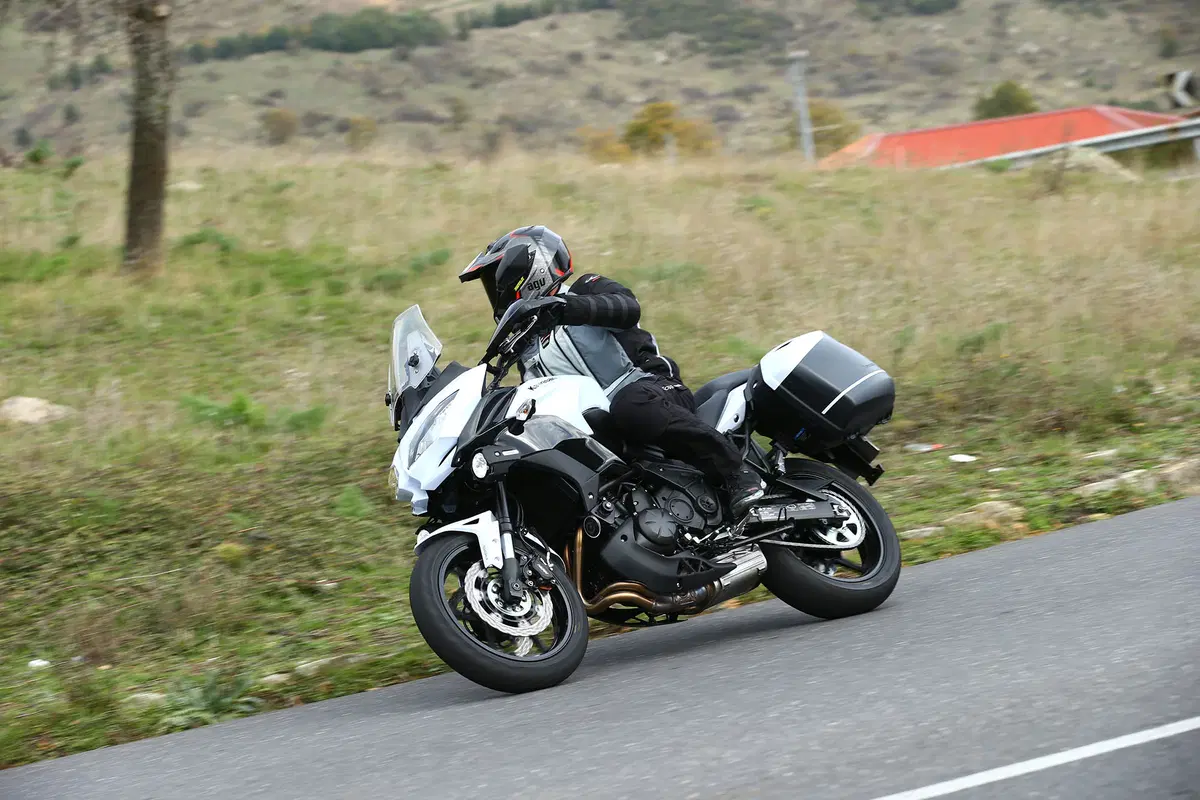Kawasaki Versys 650 (2)