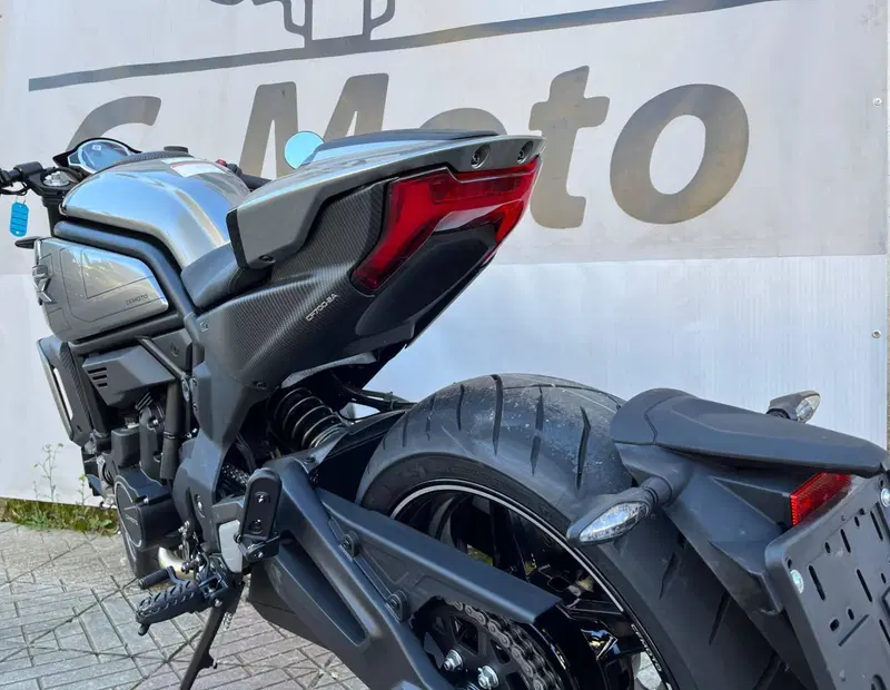 CFMOTO 700CL-X Sport (2022 - 26) (2)