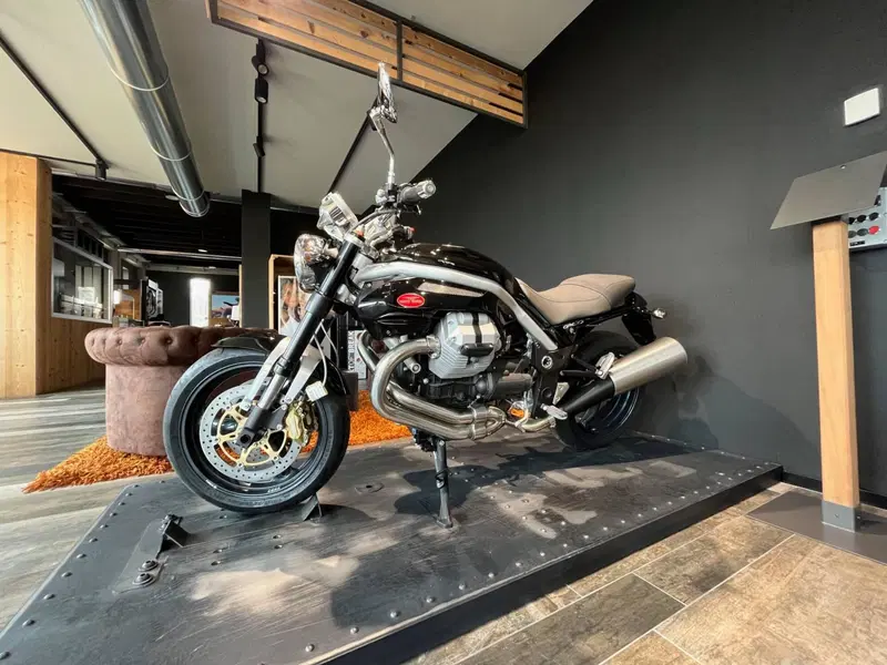 Moto Guzzi Griso 1200 8V Special Edition (2012 - 16) (4)