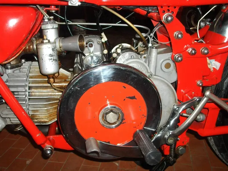 Moto Guzzi Falcone 500 Special su base Laverda  (7)