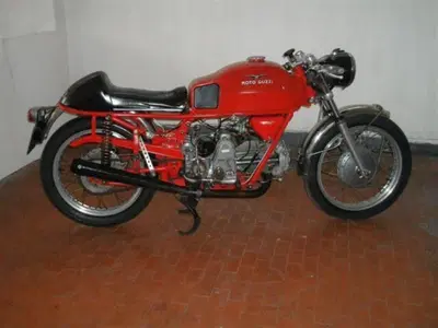 Moto Guzzi Falcone 500 Special su base Laverda  d'epoca