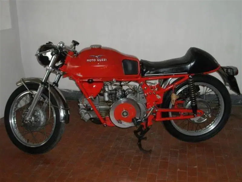 Moto Guzzi Falcone 500 Special su base Laverda  (2)