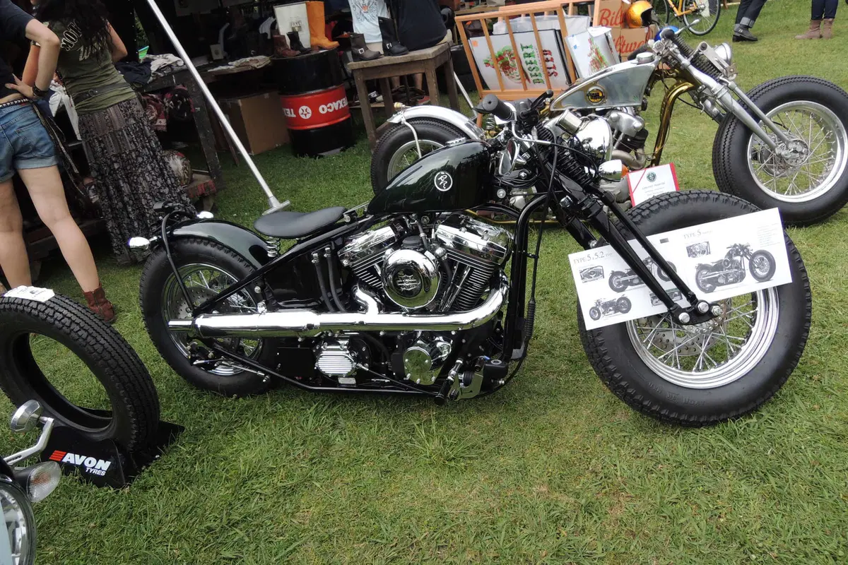 Al Wheels and Waves sulla Harley-Davidson Road King (12)
