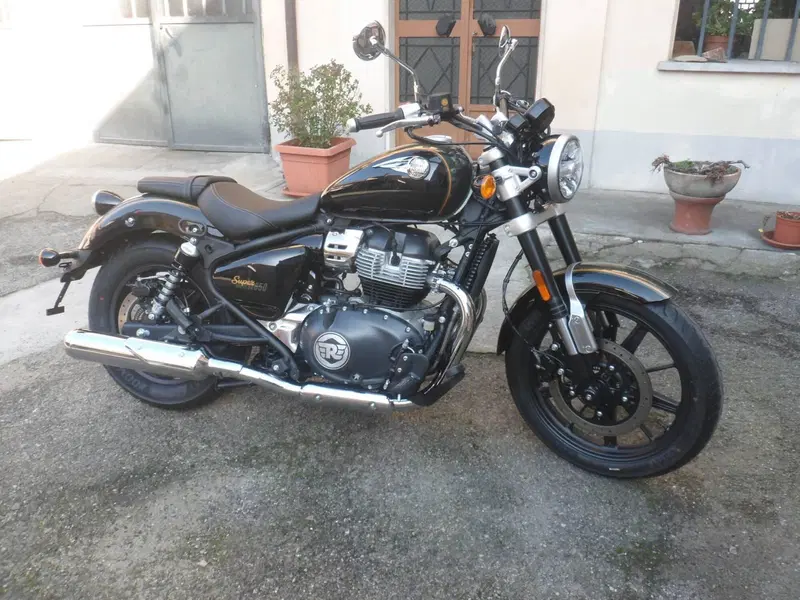 Royal Enfield Super Meteor 650 (2023 - 26)