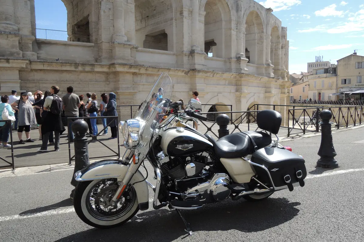 Al Wheels and Waves sulla Harley-Davidson Road King (17)