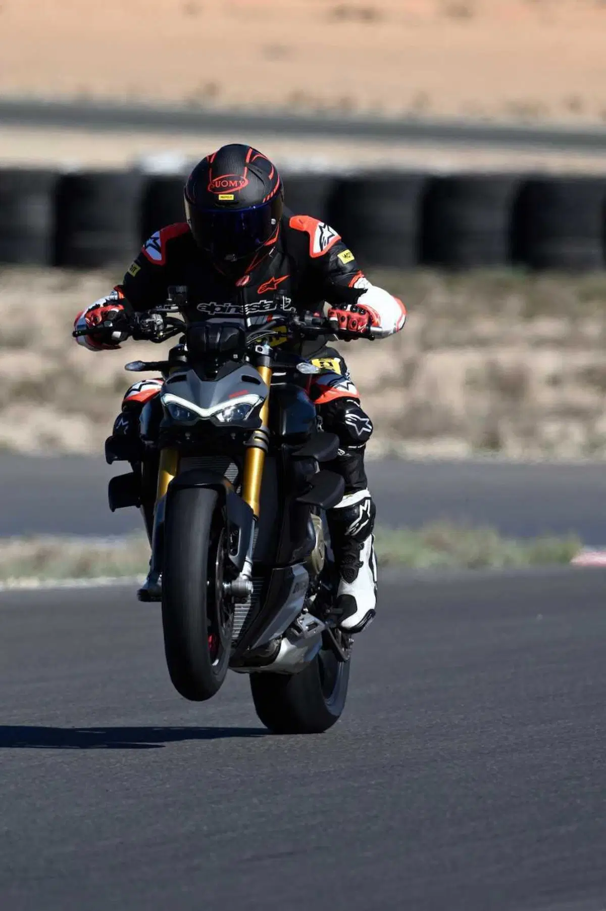 Ducati Streetfighter V4 S 2023: il fascino dell'insensato! (5)
