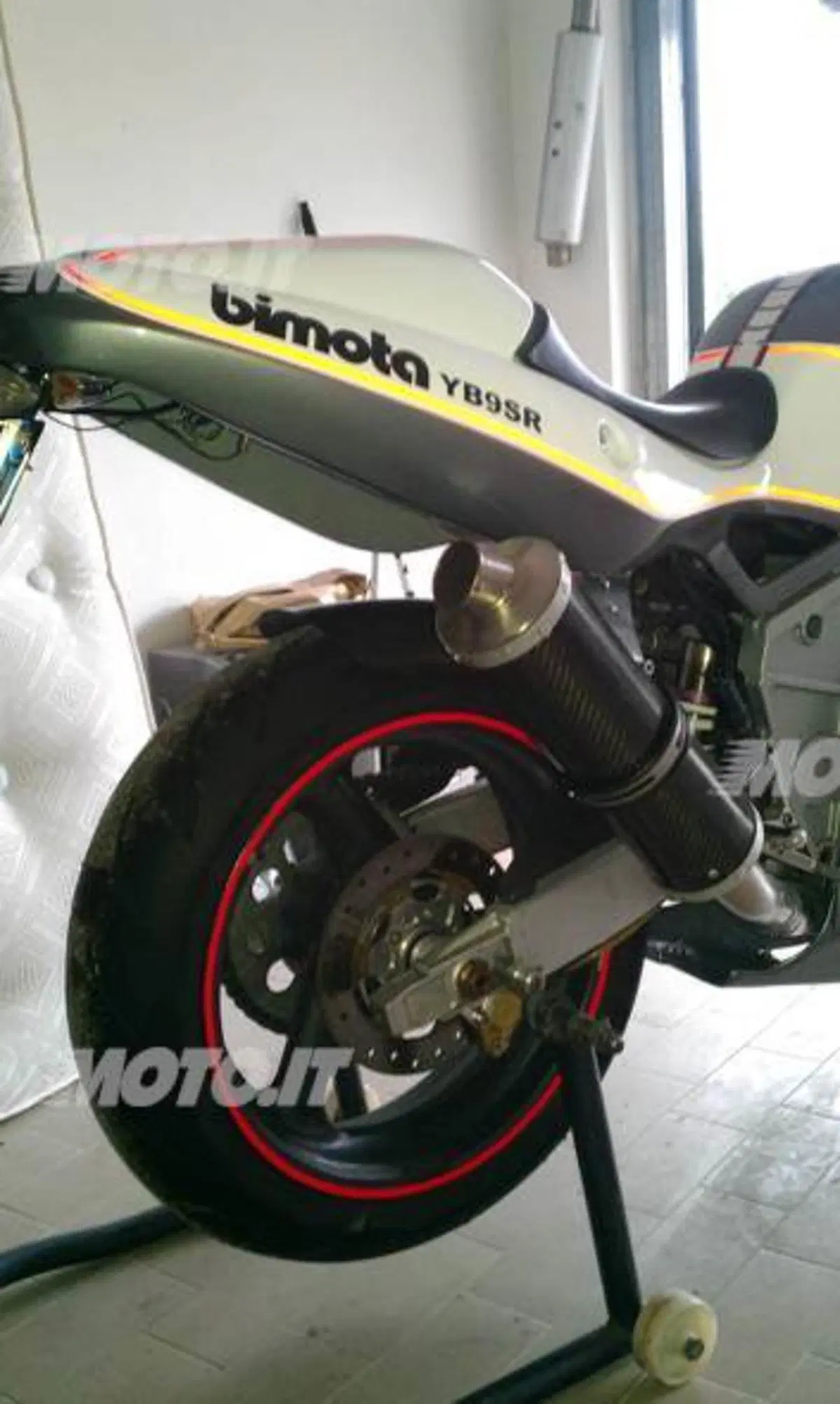 Le Belle e Possibili di Moto.it: Bimota YB9sr (2)