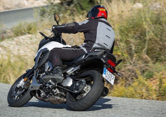 Honda Crossrunner VFR800X 2015: comunicato il prezzo