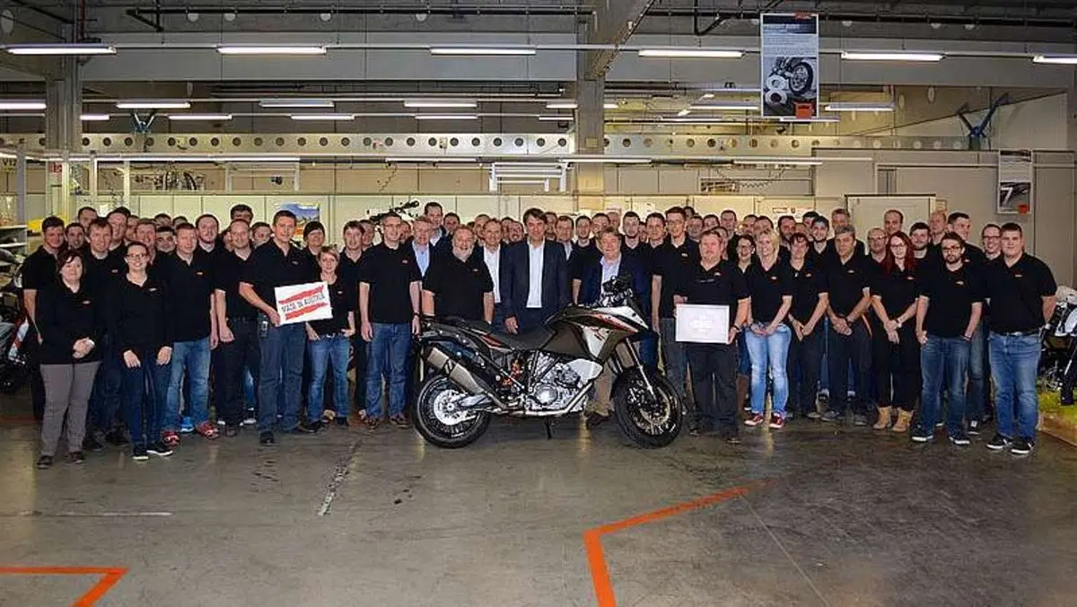KTM stabilisce il suo record: 100.000 moto prodotte