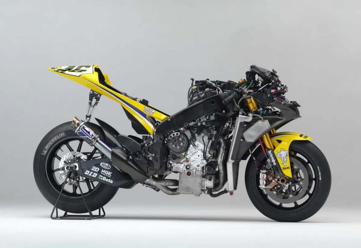 Dieci anni di Yamaha M1 (2)
