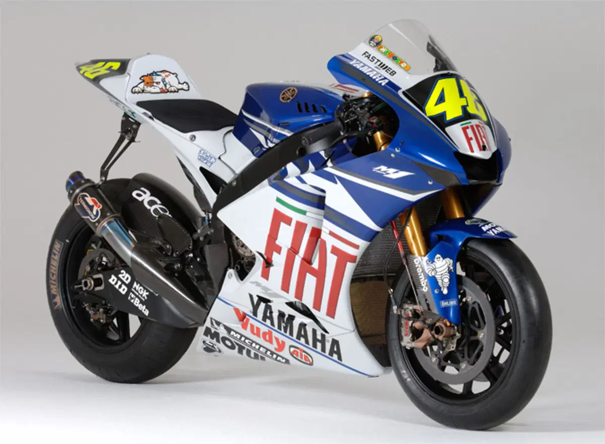 Dieci anni di Yamaha M1 (3)