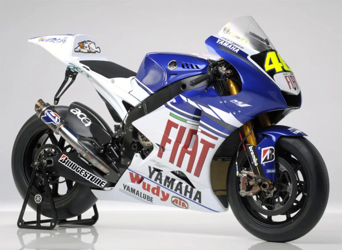 Dieci anni di Yamaha M1 (4)