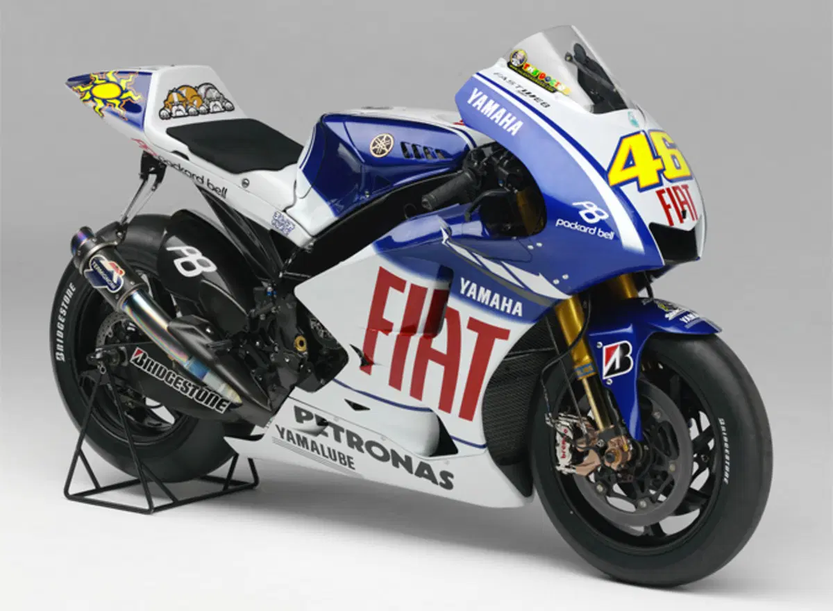 Dieci anni di Yamaha M1 (6)