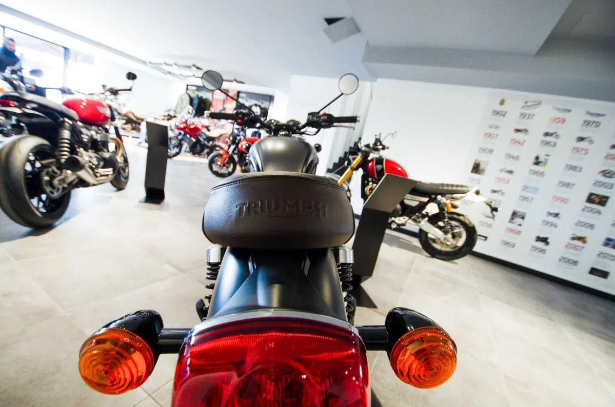 Nuova apertura: inaugura Peragnoli Triumph Siena (26)