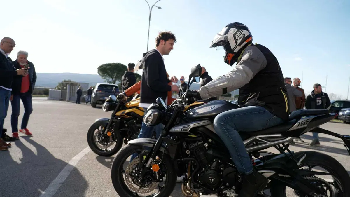 Nuova apertura: inaugura Peragnoli Triumph Siena (31)
