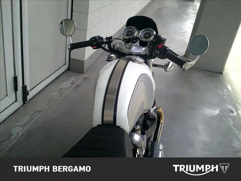 Triumph Thruxton 1200 (2017 - 20) (3)
