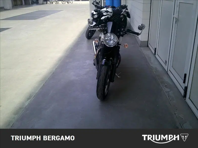 Triumph Thruxton 1200 (2017 - 20) (8)