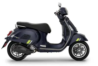 Vespa GTS 300 Super Tech (2023 - 24) nuova