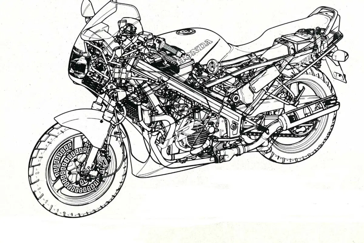 Honda VFR750F: la mitica RC24 sfida il mondo  (14)
