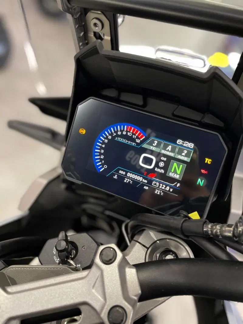 Suzuki V-Strom 1050SE (2025 - 26) (7)