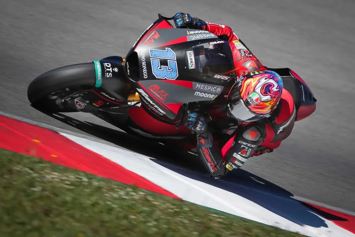 MotoGP 2023. Fantic presenta la prima Moto2 della sua storia (13)