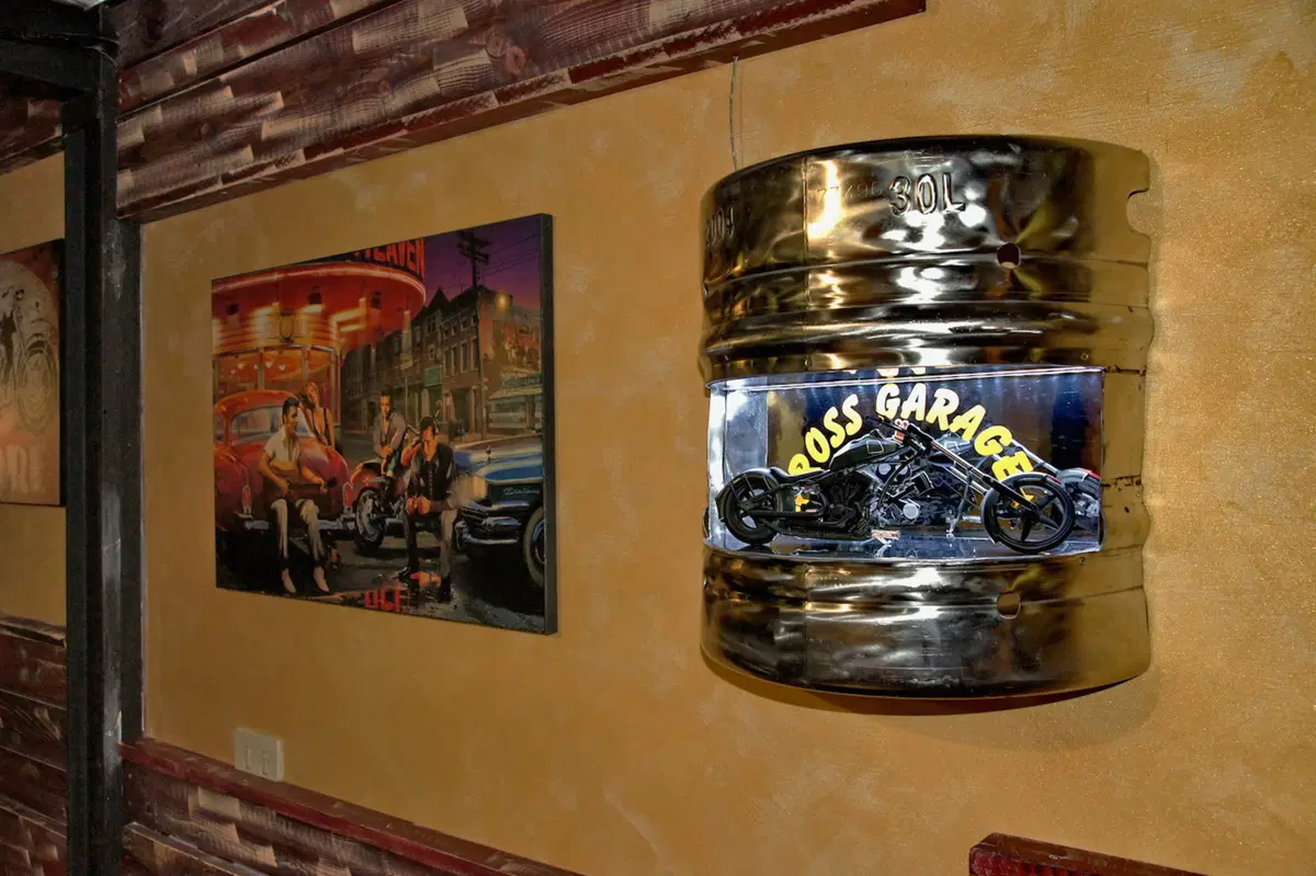 Ross Garage, per serate in stile biker (7)