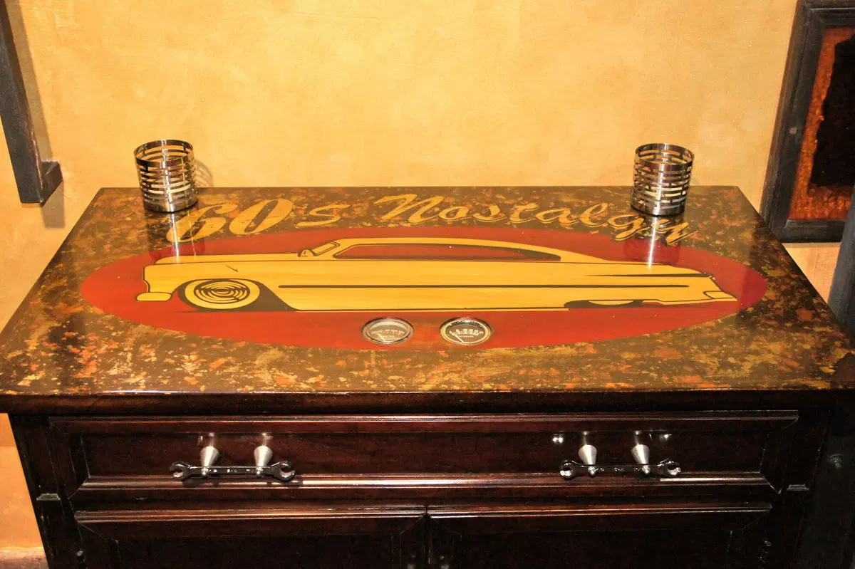 Ross Garage, per serate in stile biker (6)