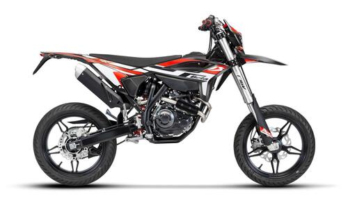 Beta amplia la gamma RR 125 4 tempi Enduro e Motard. Ecco cosa cambia (7)