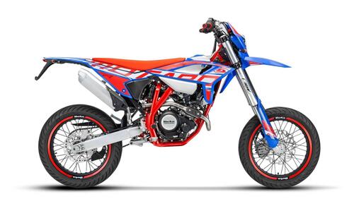 Beta amplia la gamma RR 125 4 tempi Enduro e Motard. Ecco cosa cambia (2)