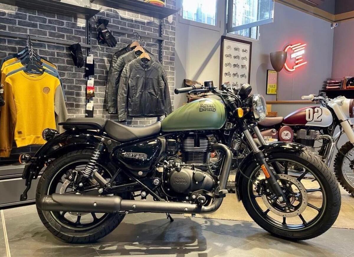 Vendo Royal Enfield Meteor 350 Fireball 2021 24 Nuova A Roma Codice 9141899 Motoit