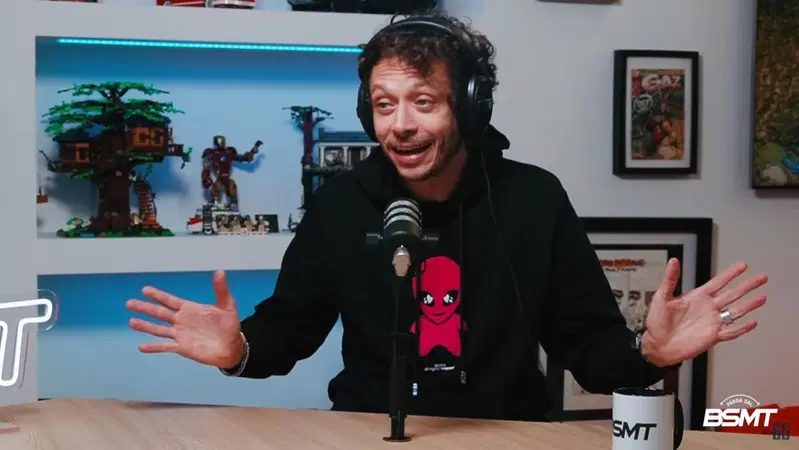 "Nella ghiaia di Assen", ecco come e dove Valentino Rossi ha deciso di smettere [VIDEO]