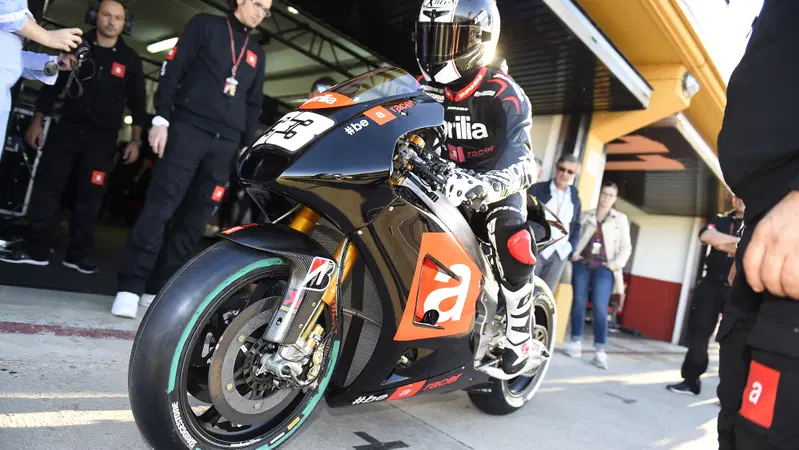 Aspettando DopoGP. Romano Albesiano (Aprilia): "Melandri &egrave; uno dei piloti pi&ugrave; veloci"