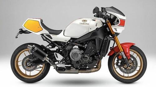 Ecco il kit che trasforma la nuova Yamaha XSR900 nella storica YZR500 (3)