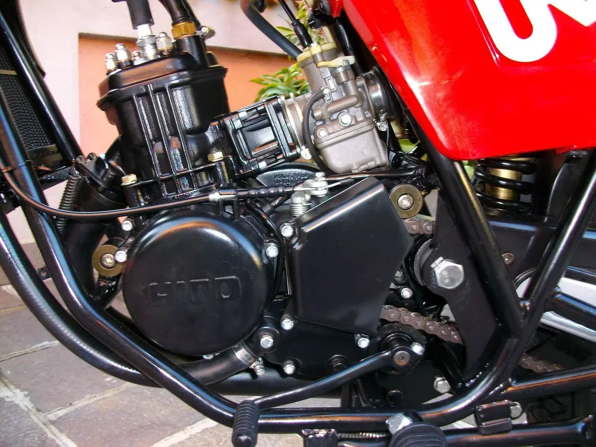 Aprilia ST125 (3)