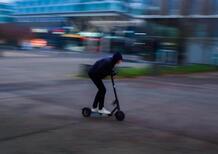 A 99 km/h con il monopattino in pieno centro città. Beccato dalla polizia francese 