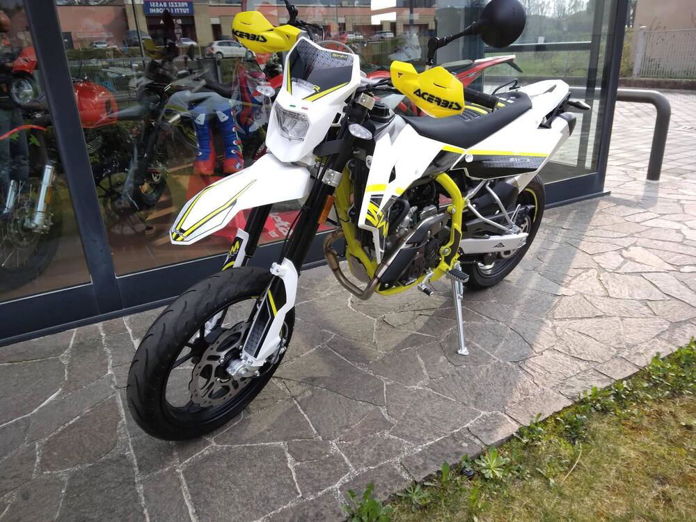 Swm SM 125 R (2022 - 24) (2)